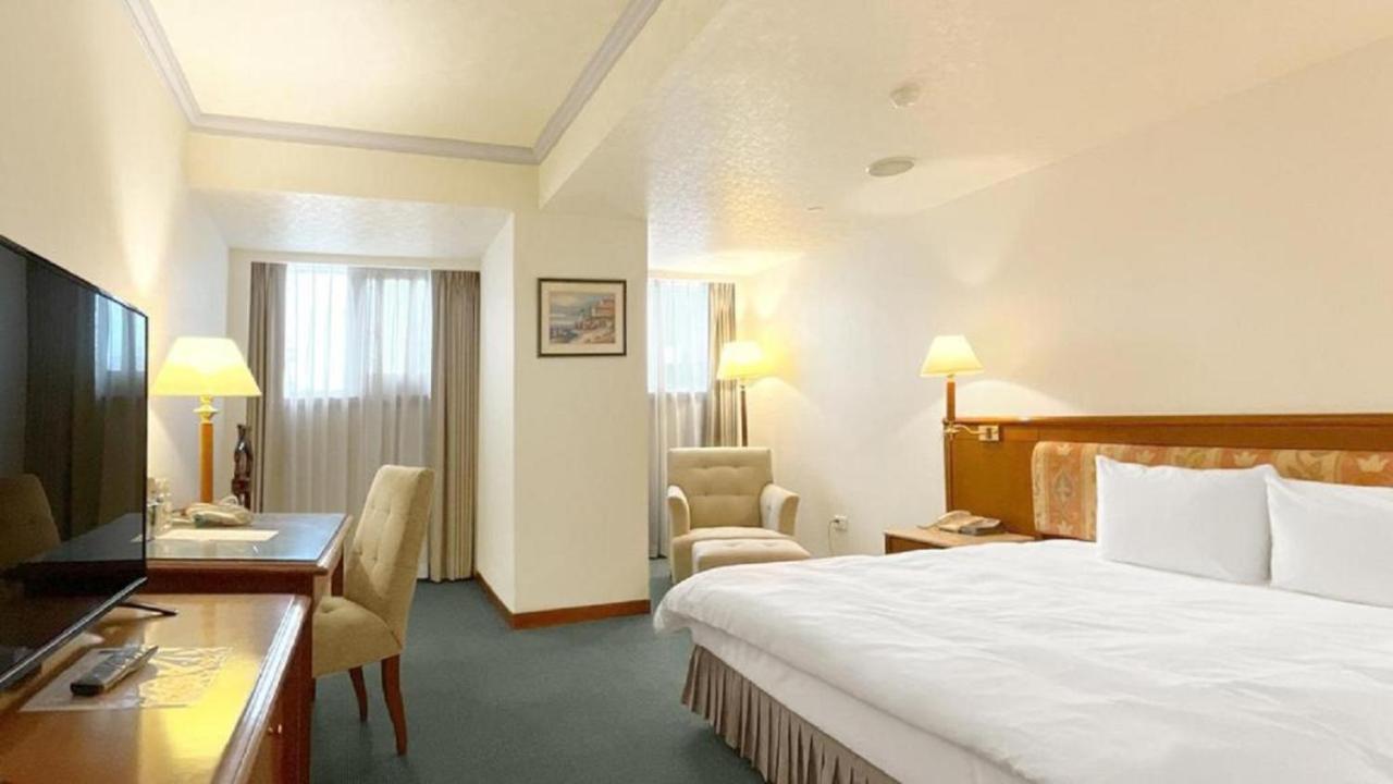 Hotel Avenue مدينة هسينشو المظهر الخارجي الصورة