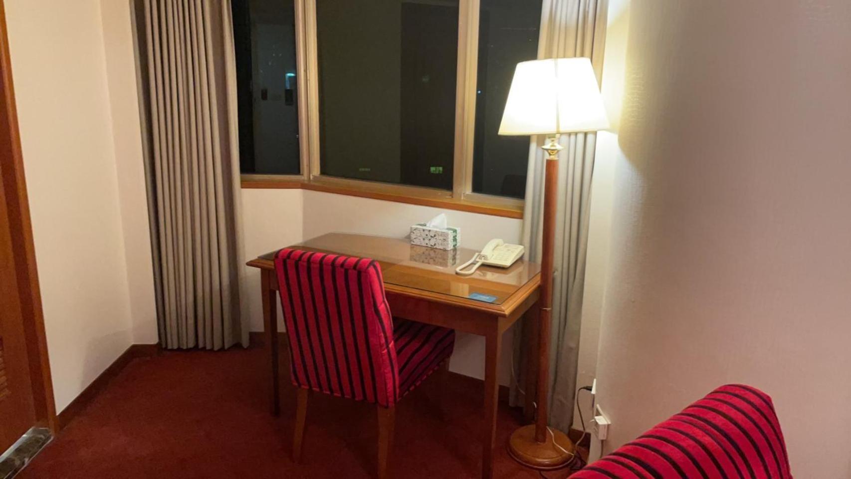 Hotel Avenue مدينة هسينشو المظهر الخارجي الصورة