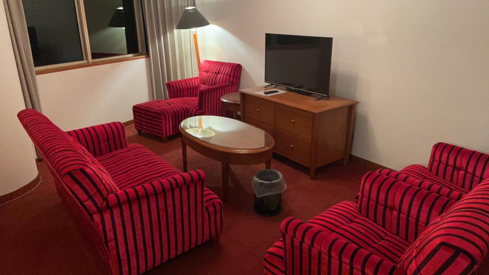 Hotel Avenue مدينة هسينشو المظهر الخارجي الصورة