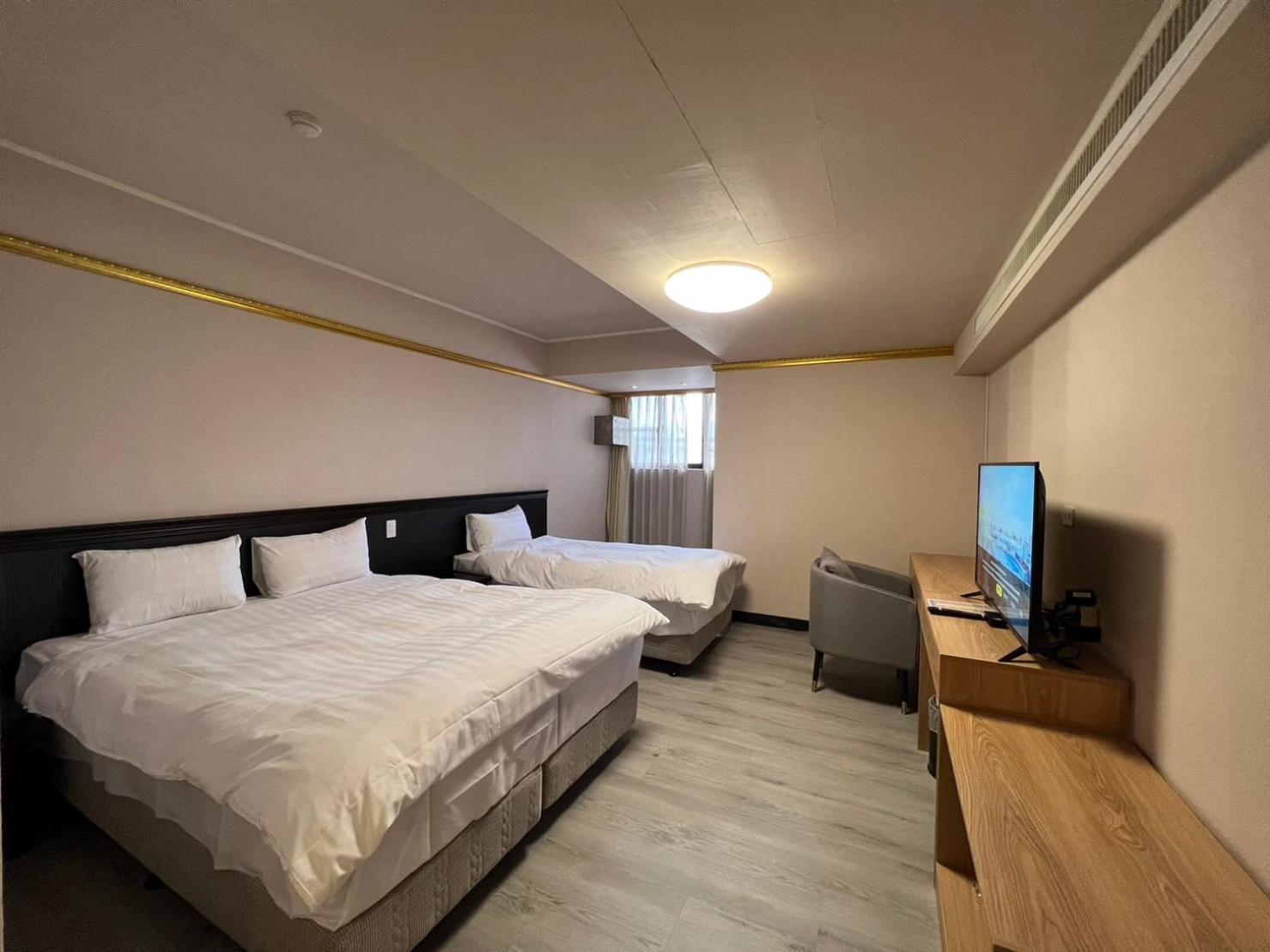 Hotel Avenue مدينة هسينشو المظهر الخارجي الصورة