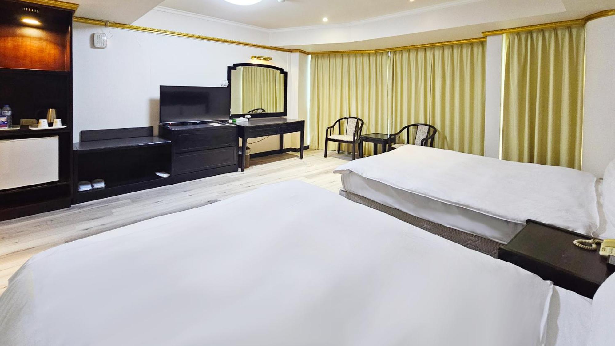 Hotel Avenue مدينة هسينشو الغرفة الصورة